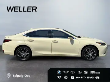 LEXUS ES 300 h Business Line  Bi-LED ACC PDC GSD Navi