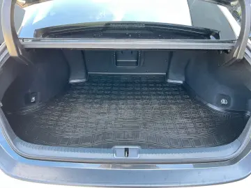 LEXUS ES 300 h Business Line  Bi-LED ACC PDC GSD Navi