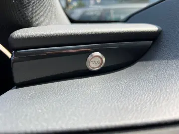 LEXUS ES 300 h Business Line  Bi-LED ACC PDC GSD Navi