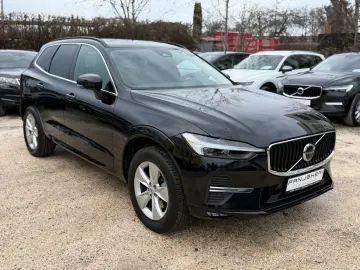 VOLVO XC60 Core AWD Kamera ACC Navi