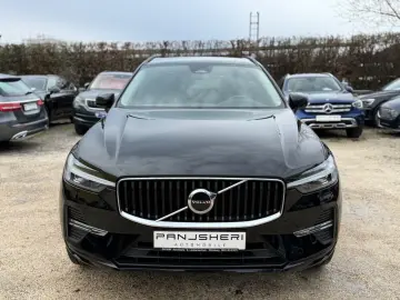 VOLVO XC60 Core AWD Kamera ACC Navi