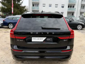 VOLVO XC60 Core AWD Kamera ACC Navi