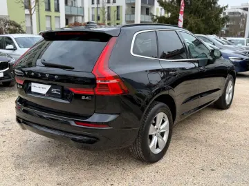 VOLVO XC60 Core AWD Kamera ACC Navi