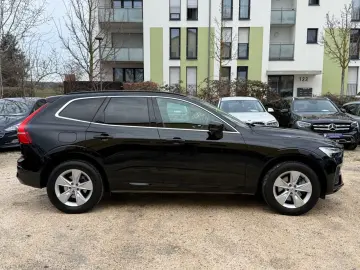 VOLVO XC60 Core AWD Kamera ACC Navi