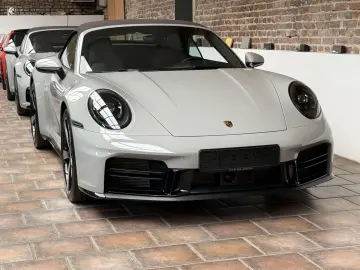 PORSCHE 992 911 Carrera Cabriolet SPORTDESIGN-SPORTABGAS