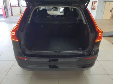 VOLVO XC60 B4 D AWD Geartronic Momentum Pro