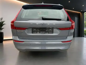 VOLVO XC 60 XC60 Momentum Pro AWD