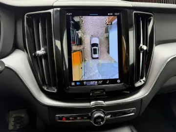 VOLVO XC 60 XC60 Momentum Pro AWD