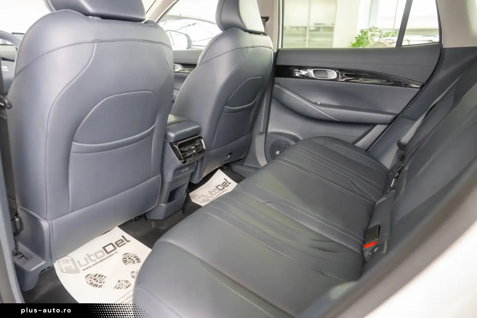 Geely EX5