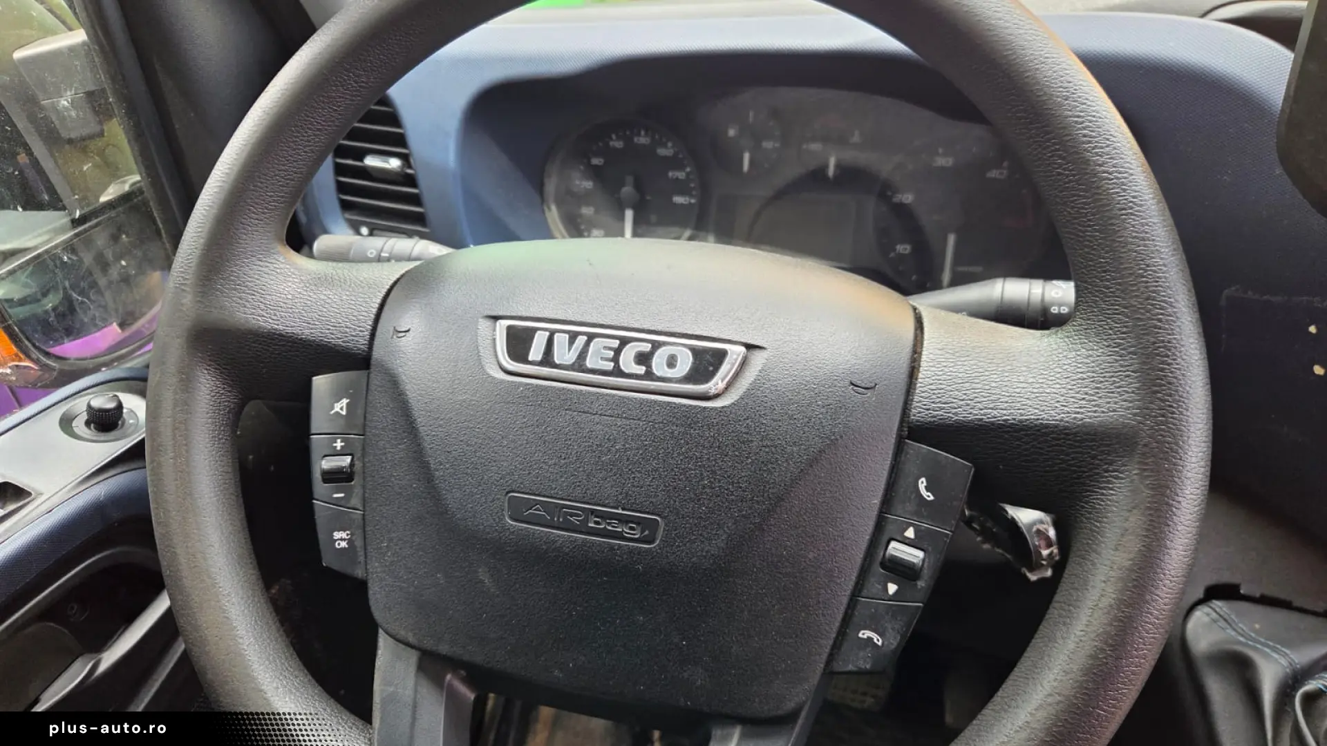 IVECO DAILY CUB FRIGORIFIC - STOC 6 BUCATI