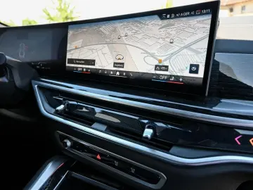 BMW X6 xDrive30d M-SportPRO 22 PANO KomSitz Sitzlüft
