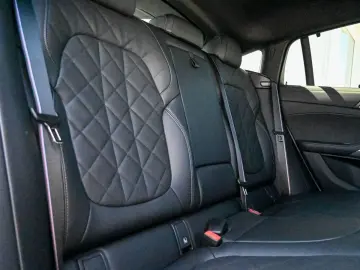 BMW X6 xDrive30d M-SportPRO 22 PANO KomSitz Sitzlüft