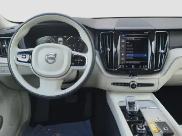 VOLVO XC60 B4 Inscription AWD