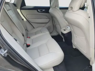 VOLVO XC60 B4 Inscription AWD
