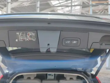 VOLVO XC60 B4 Inscription AWD