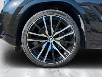 BMW X6 xDrive30d M Sport 22 Zoll Pano H&K AHK 360