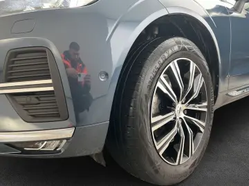 VOLVO XC60 B5 D AWD Geartronic Inscription