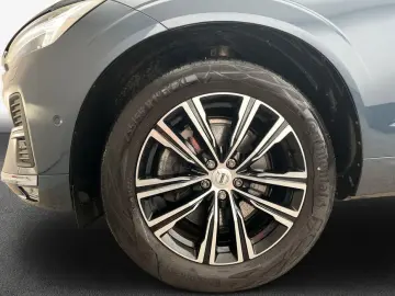 VOLVO XC60 B5 D AWD Geartronic Inscription