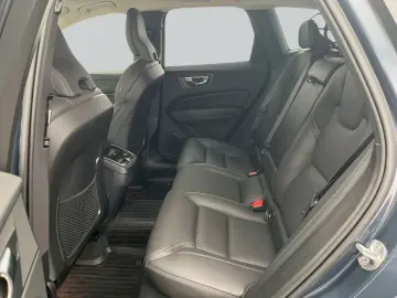 VOLVO XC60 B5 D AWD Geartronic Inscription