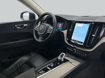 VOLVO XC60 B5 D AWD Geartronic Inscription