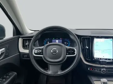 VOLVO XC60 B5 D AWD Geartronic Inscription