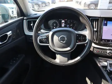 VOLVO XC60 B4 D AWD Geartronic Inscription ACC NAVI PA