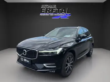 VOLVO XC60 B4 D AWD Inscription StandHZG AHK-klappbar