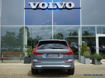 VOLVO XC60 B4 AWD Geartronic Plus Bright
