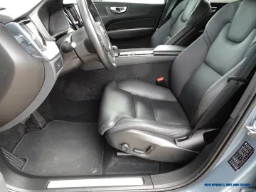 VOLVO XC60 B4 AWD Geartronic Plus Bright