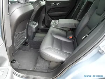 VOLVO XC60 B4 AWD Geartronic Plus Bright