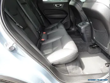 VOLVO XC60 B4 AWD Geartronic Plus Bright