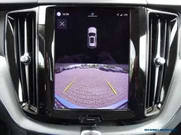VOLVO XC60 B4 AWD Geartronic Plus Bright