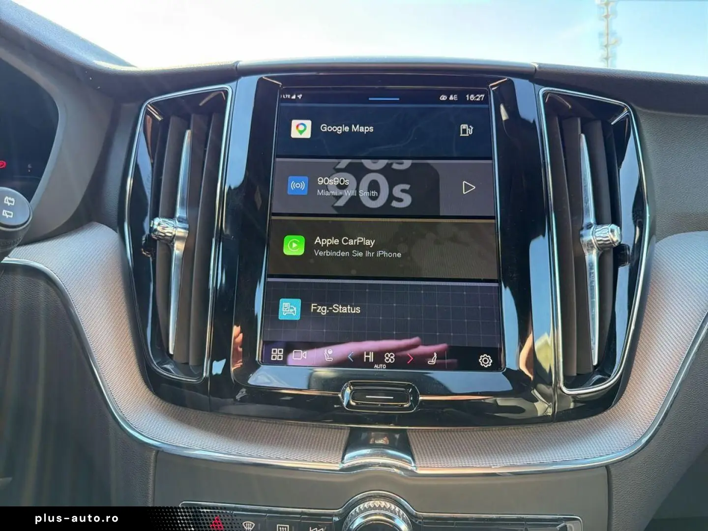 VOLVO XC60 2021 — imagine 13