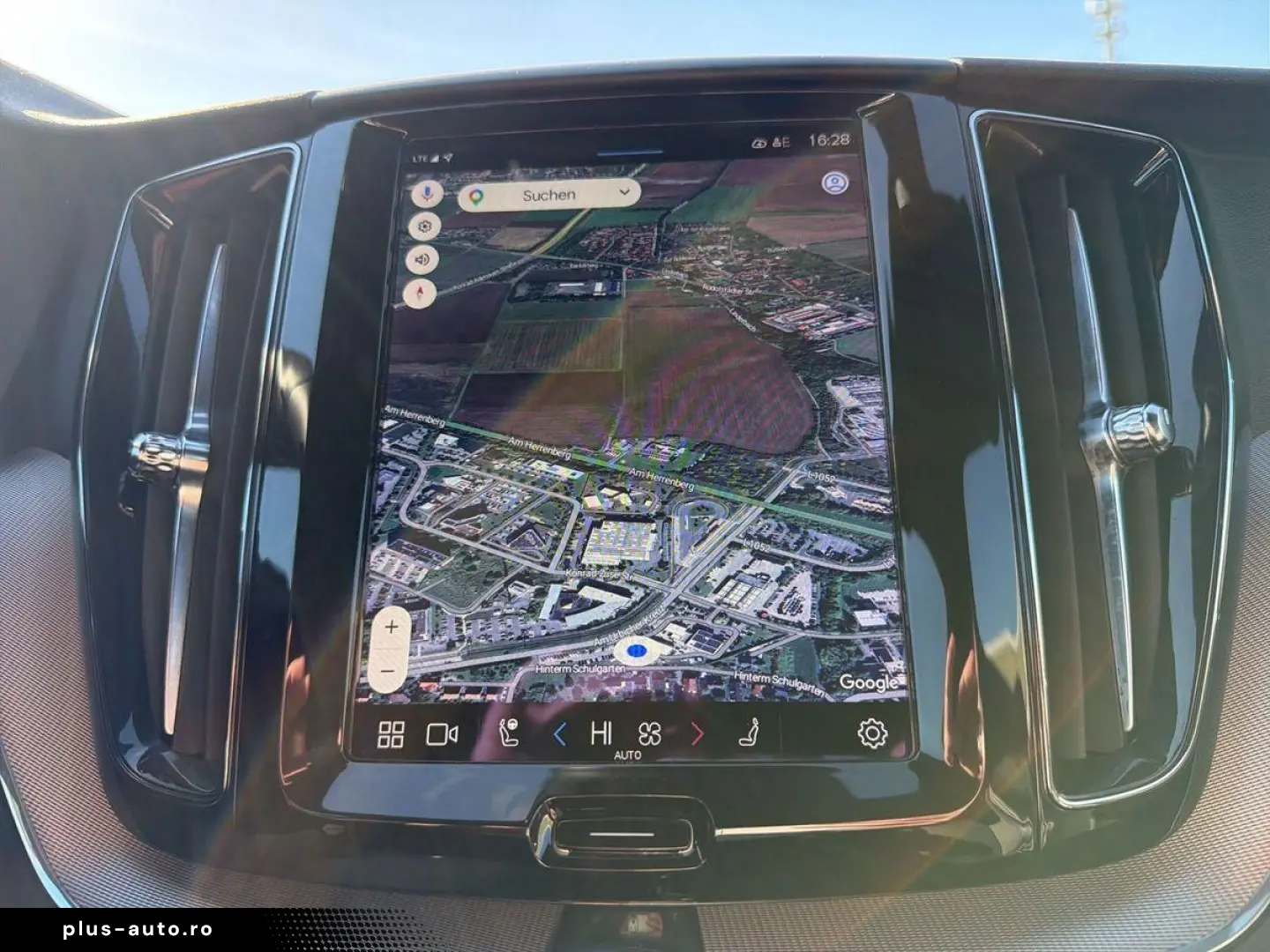 VOLVO XC60 2021 — imagine 14