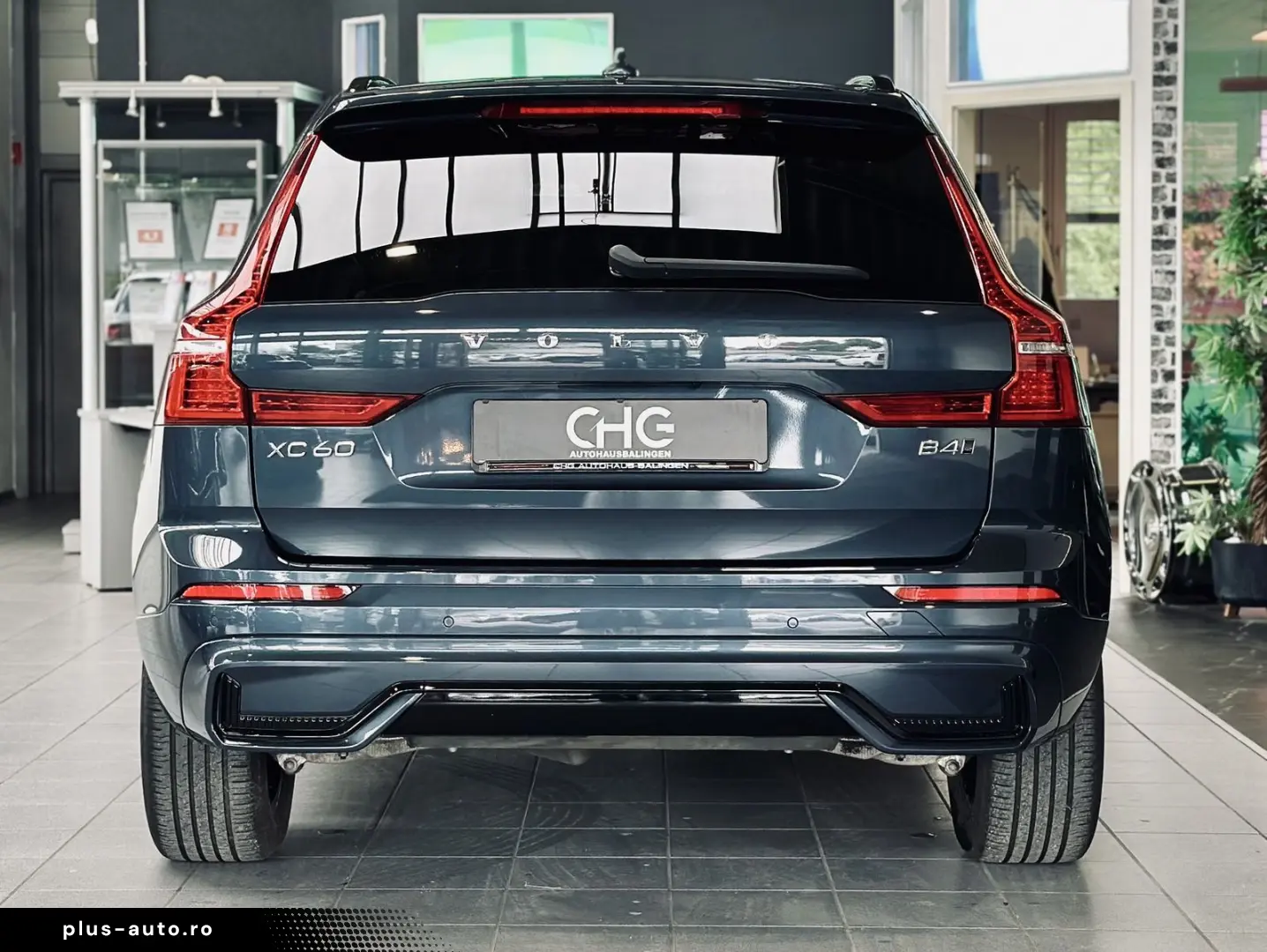 VOLVO XC60 2021 — imagine 6