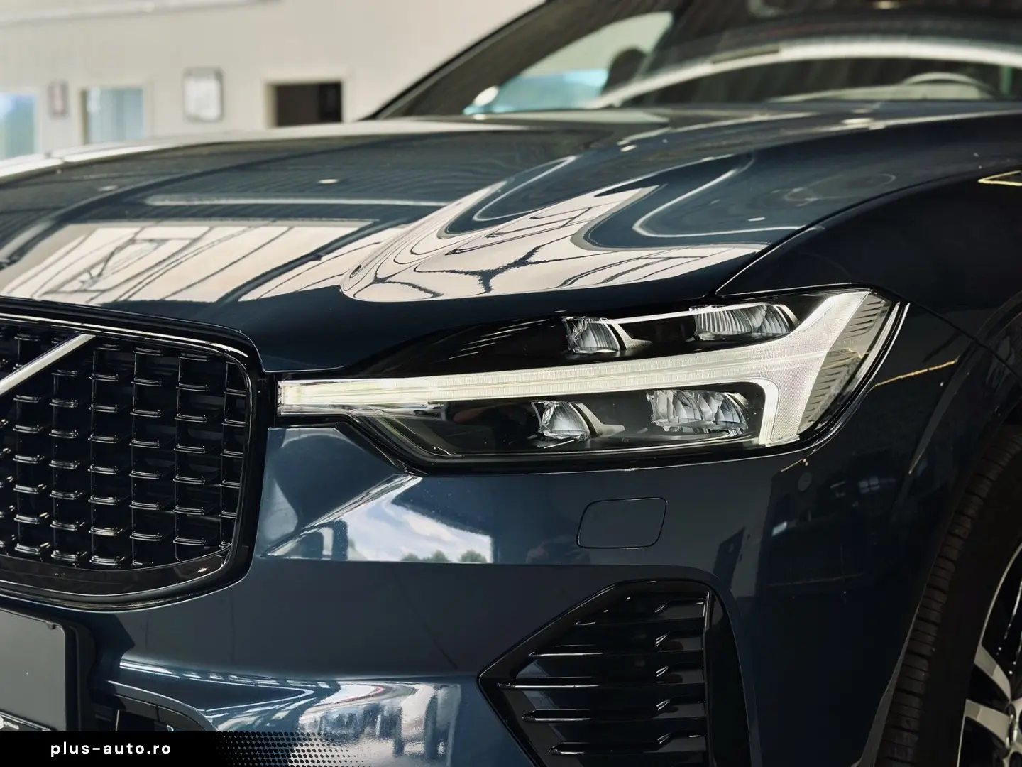 VOLVO XC60 2021 — imagine 9
