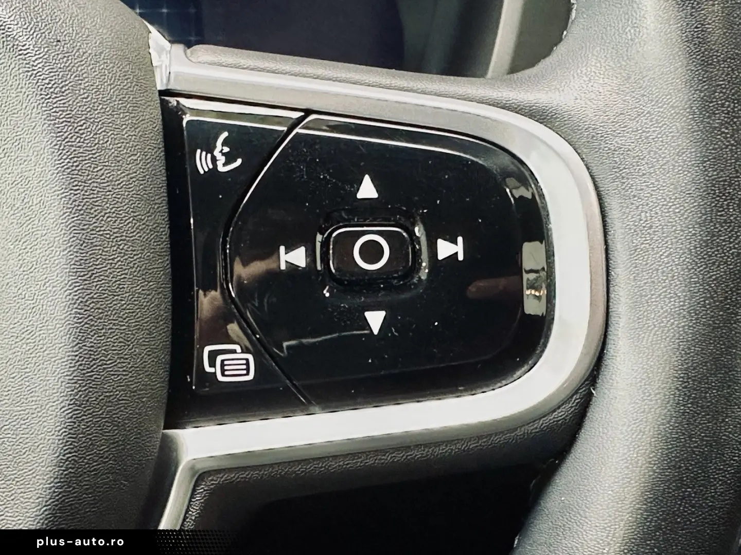 VOLVO XC60 2021 — imagine 19