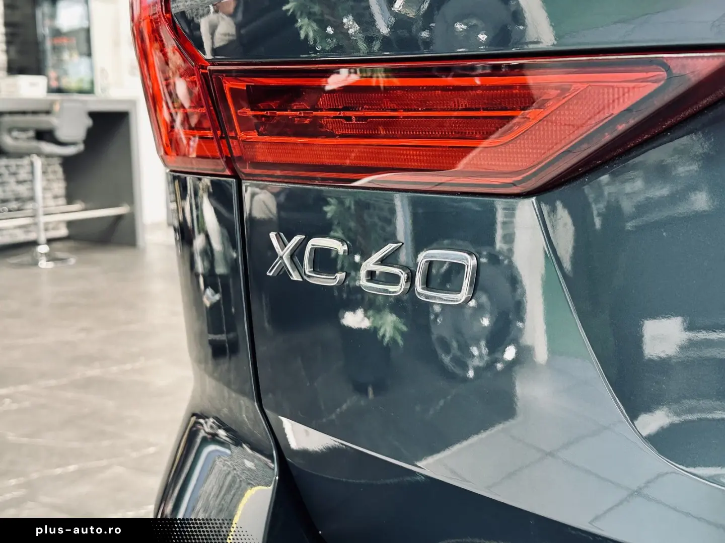 VOLVO XC60 2021 — imagine 45