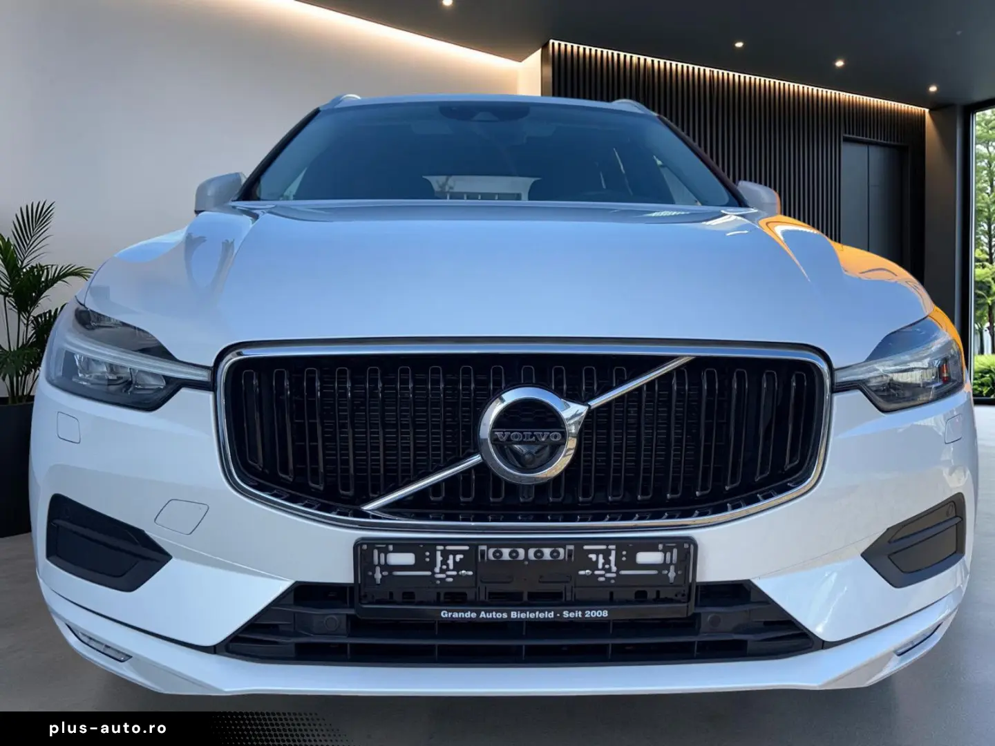 VOLVO XC60 2021 — imagine 5