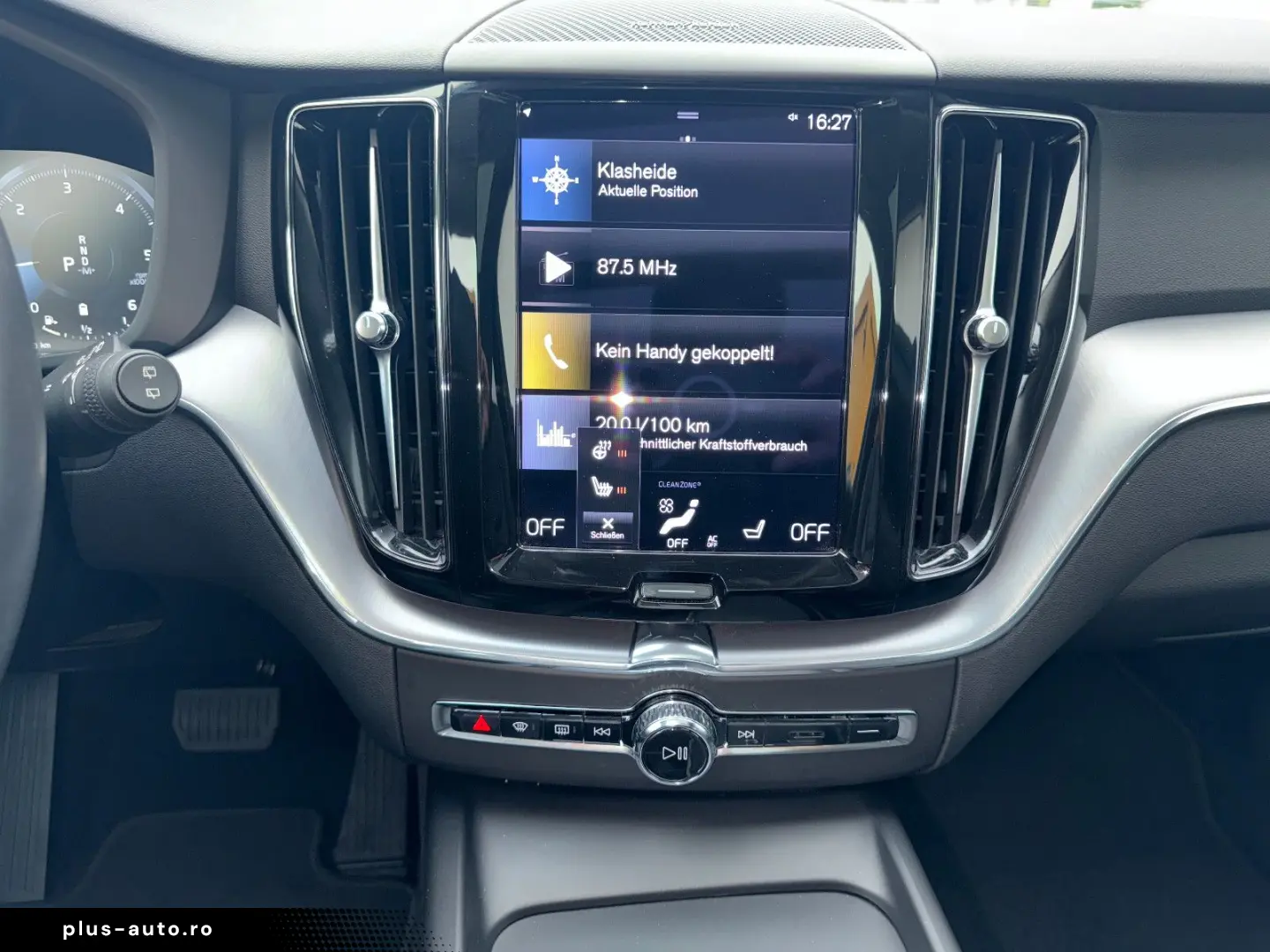 VOLVO XC60 2021 — imagine 9