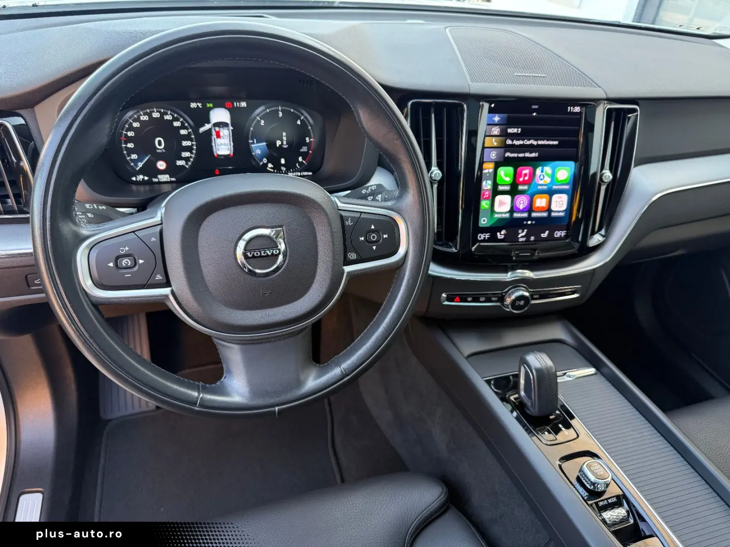 VOLVO XC60 2021 — imagine 12
