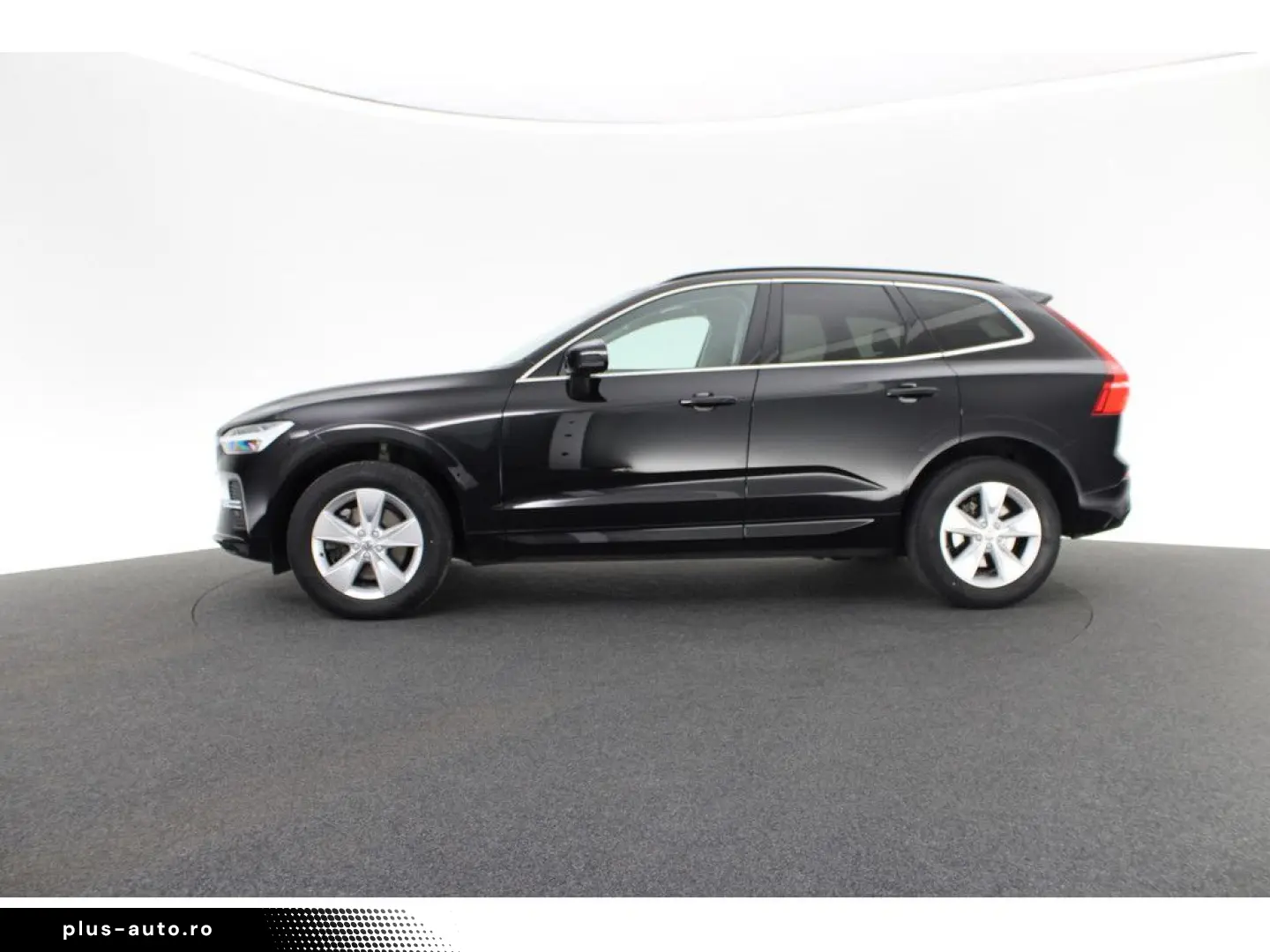 VOLVO XC60 2023 — imagine 2