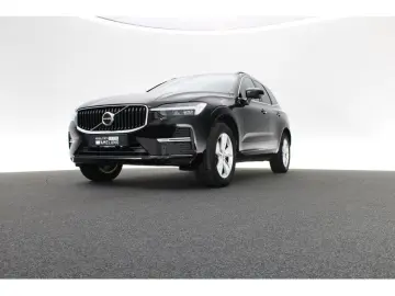 VOLVO XC60 2.0 Core AWD aus 1.Hand SHZ AHK FACEL. LED