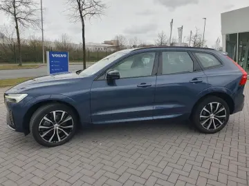 VOLVO XC60 B4 D AWD Plus Dark