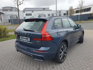 VOLVO XC60 B4 D AWD Plus Dark