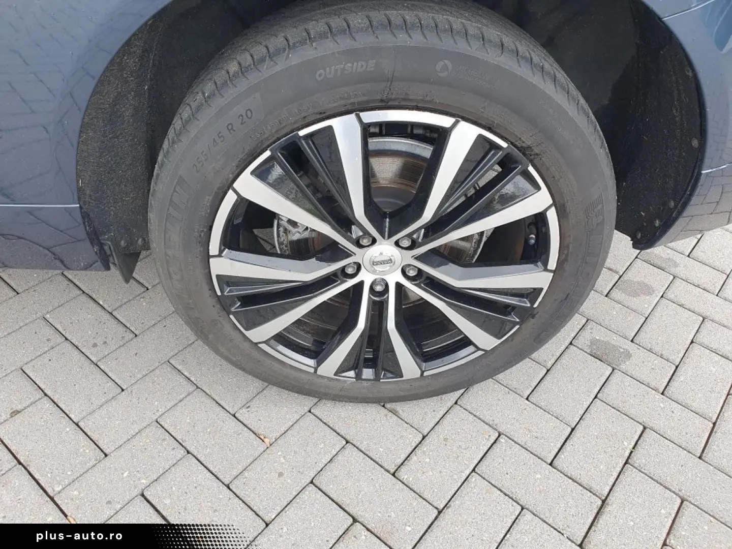 VOLVO XC60 2023 — imagine 15
