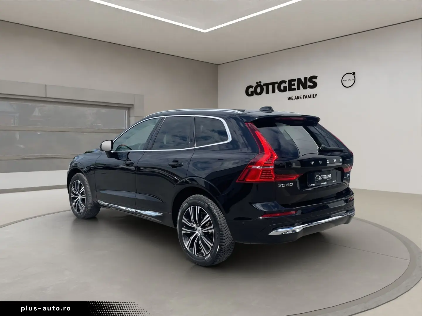 VOLVO XC60 B5 Inscription AWD AHK LED 360  LM PANO