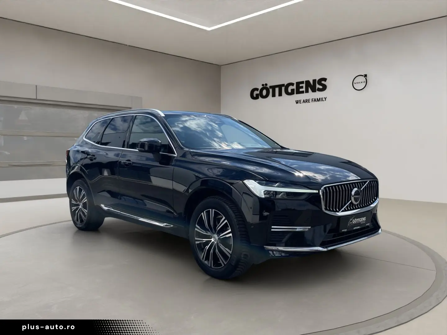 VOLVO XC60 B5 Inscription AWD AHK LED 360  LM PANO