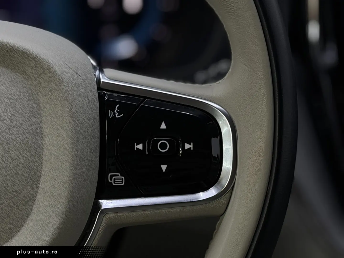 VOLVO XC60 Plus Bright AWD R Kamera TOP