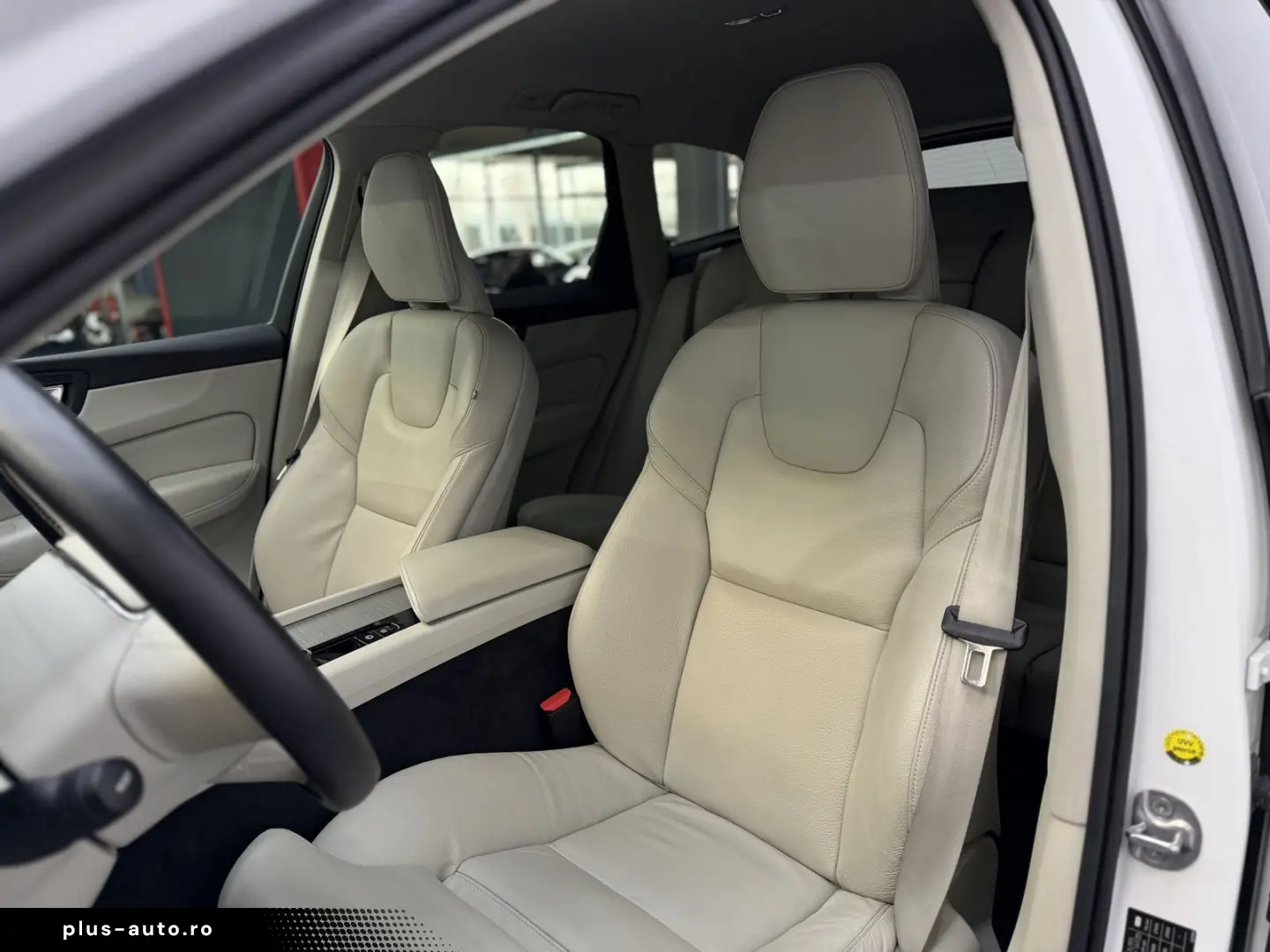 VOLVO XC60 Plus Bright AWD R Kamera TOP